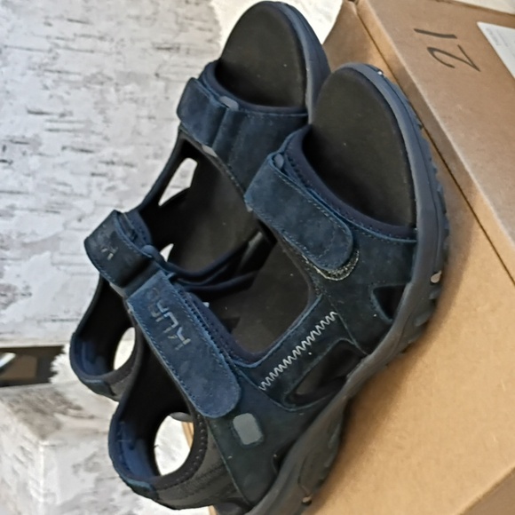 New KURU Tread Black Adjustable Orthopedic Arch Support Hiking Sandals SZ 11M